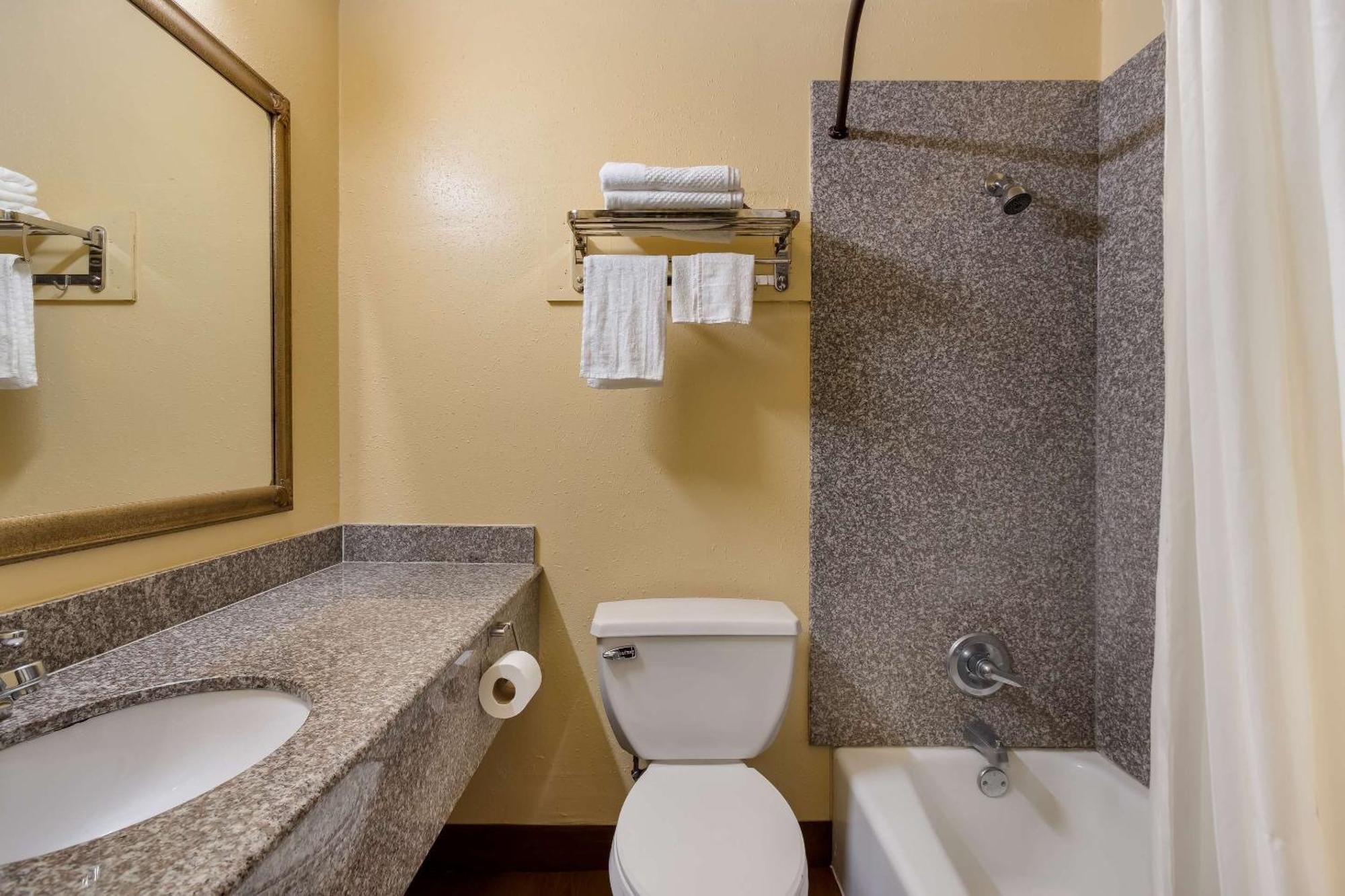 ניו אורלינס Rodeway Inn & Suites East מראה חיצוני תמונה
